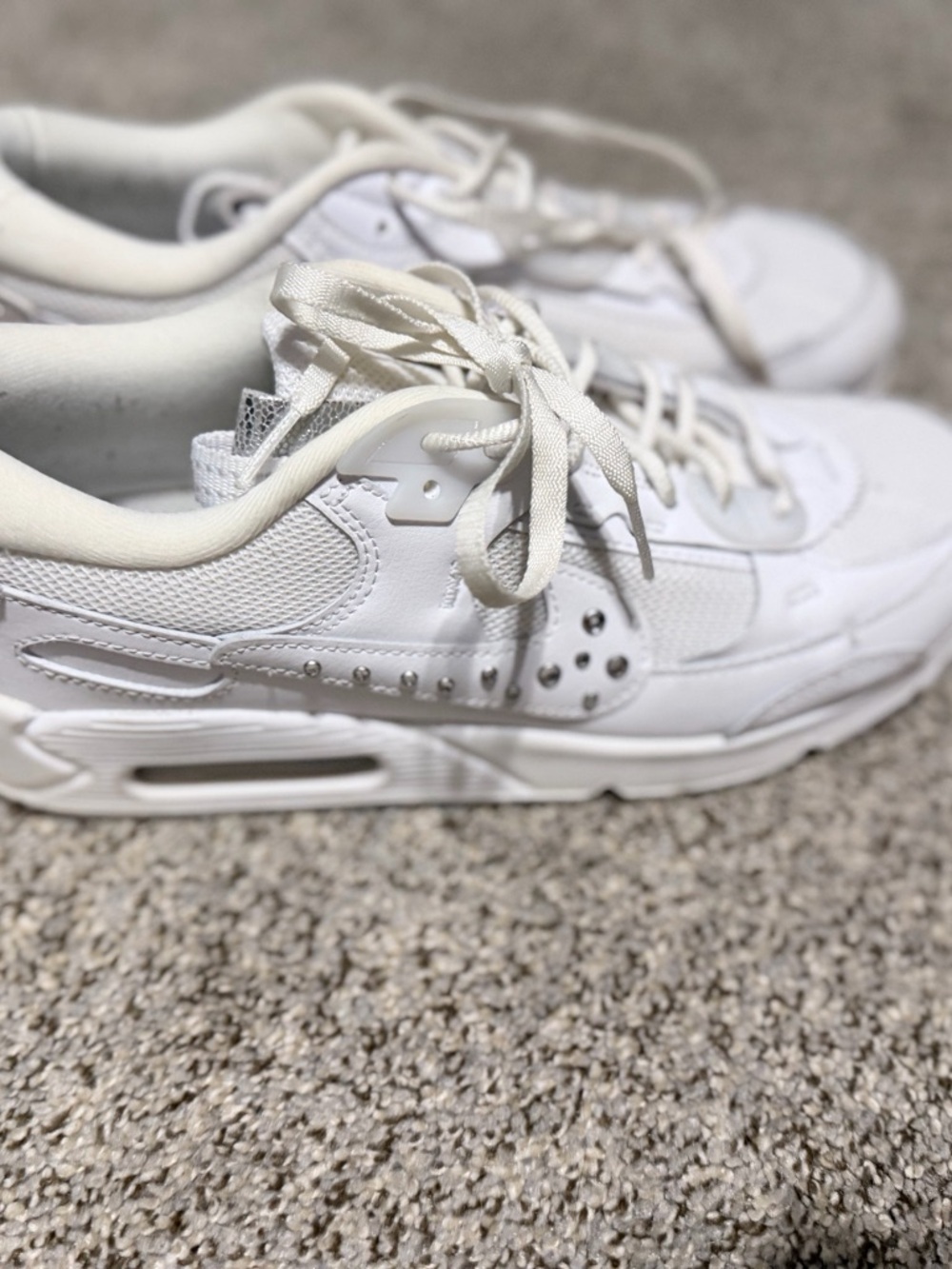 Nike White Air Max with Rhinestone Swoosh Size 9 - Picture 2 of 2